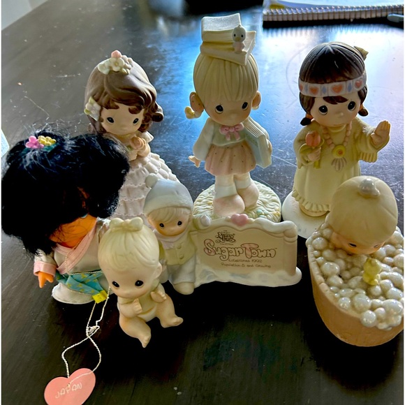 Precious Moments💕 - Picture 1 of 4